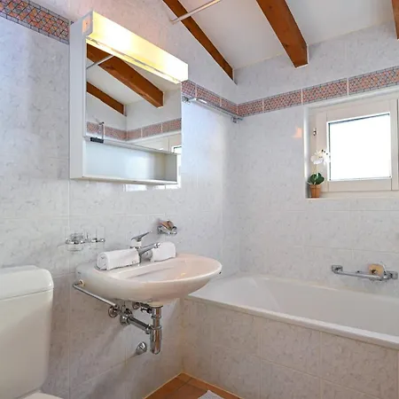 公寓 Ruga House In 7