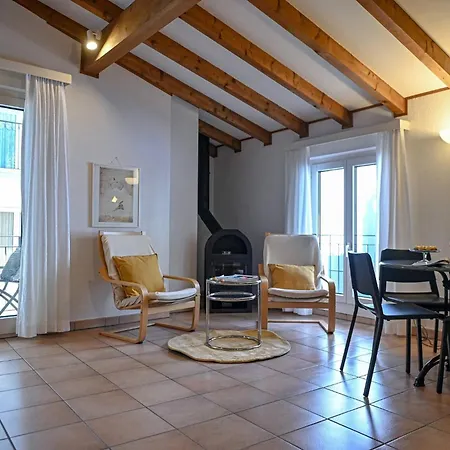 Ruga Vacation 7 In Appartement *
