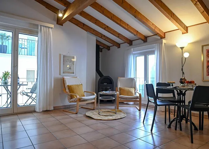 Ruga House In 7 Διαμέρισμα *